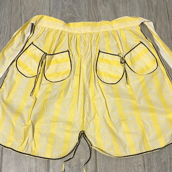 Source Unknown Other - Women's Vintage Yellow/White Striped Hostess Waist Apron